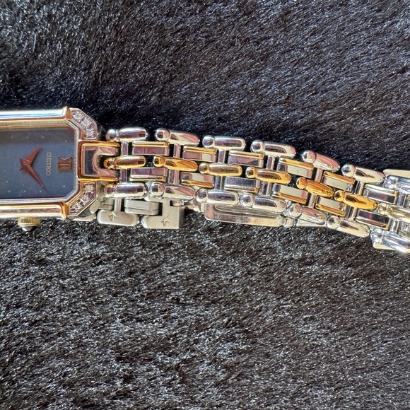 Seiko Stainless Steel and Gold Watch with Mother of Pearl Face - Picture 6 of 6